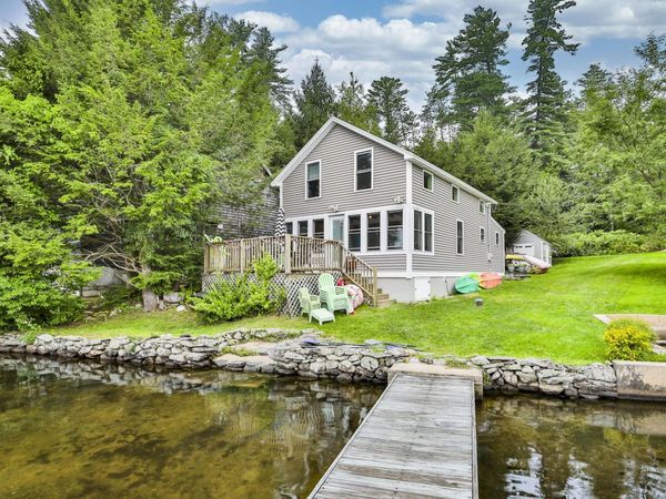 64A Holiday Lane, Hampstead, NH 03841