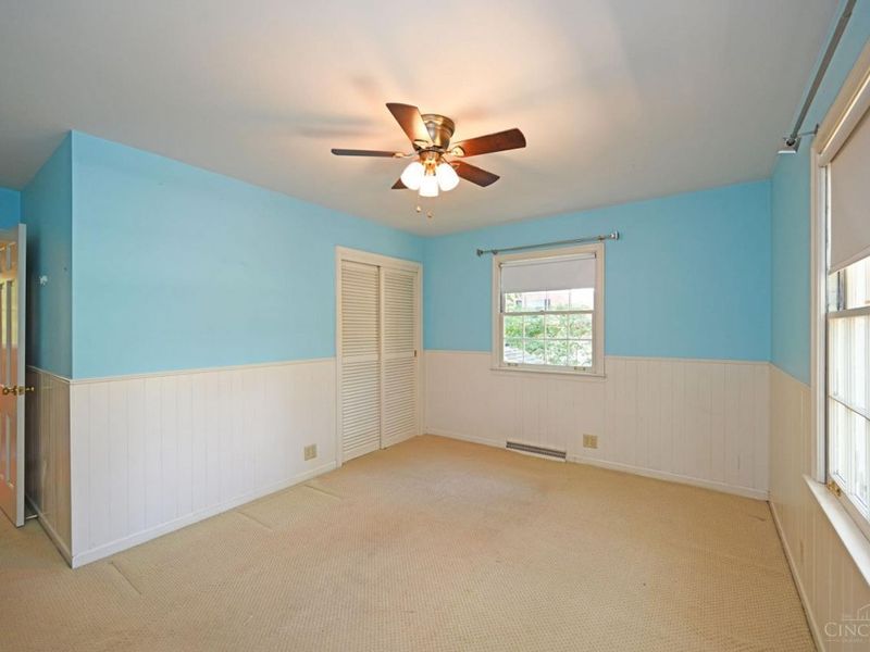 359 Woodknoll Terrace, Wyoming, OH 45215 Photo 28