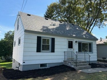 4522 Wilcox Place , Jamesville, NY 13078