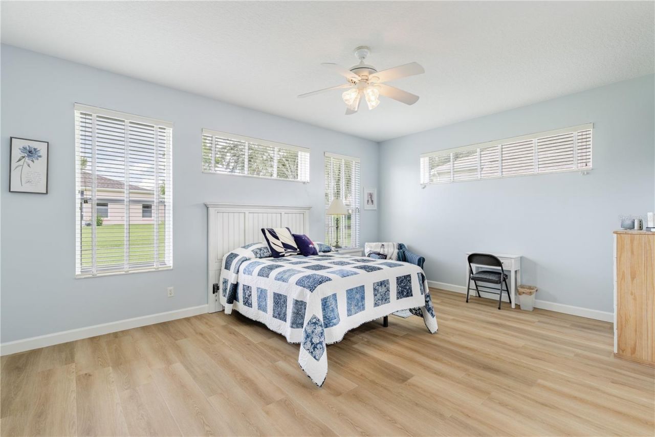 3347 Saratoga Drive, Tavares, FL 32778 Photo
