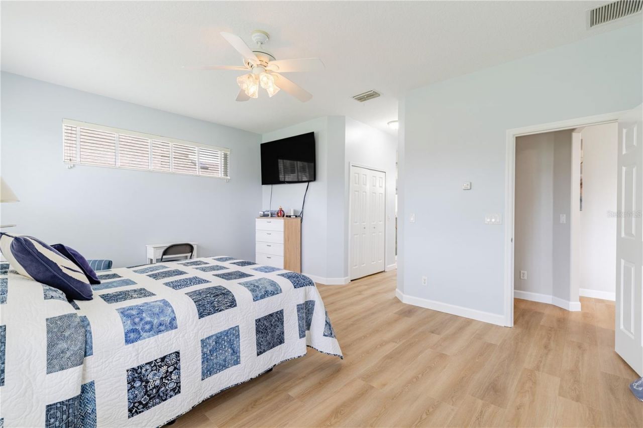 3347 Saratoga Drive, Tavares, FL 32778 Photo