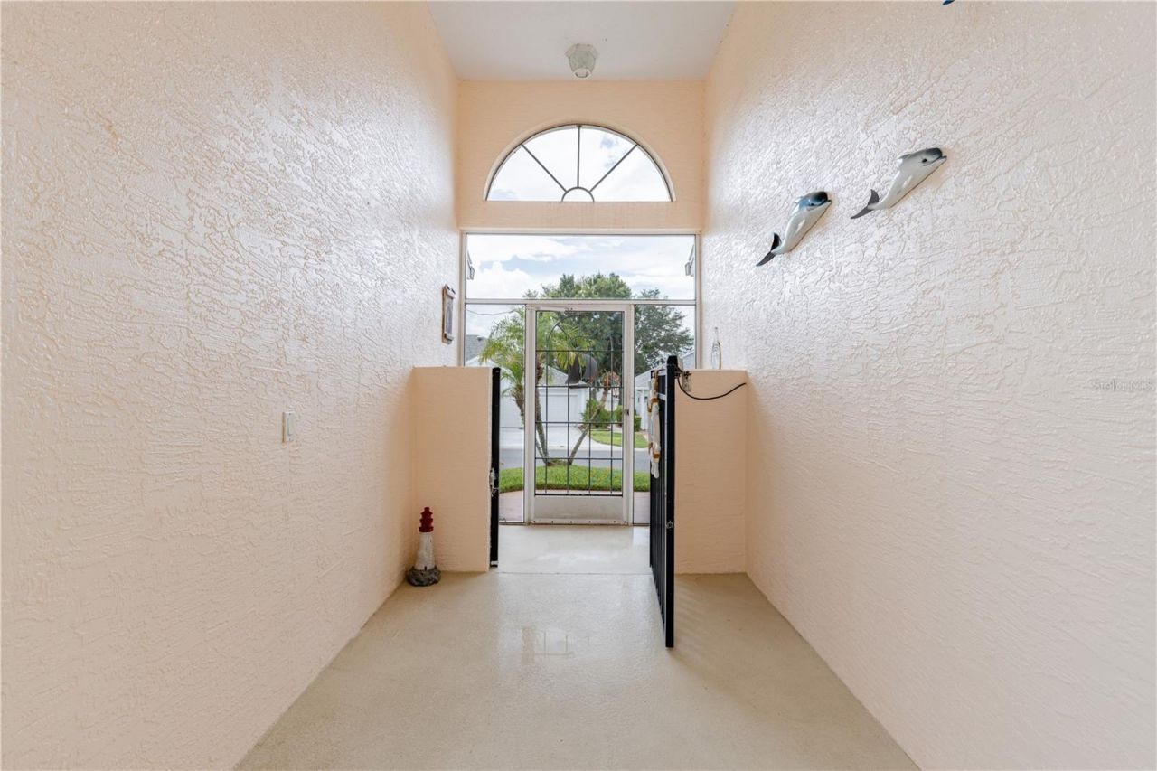 3347 Saratoga Drive, Tavares, FL 32778 Photo
