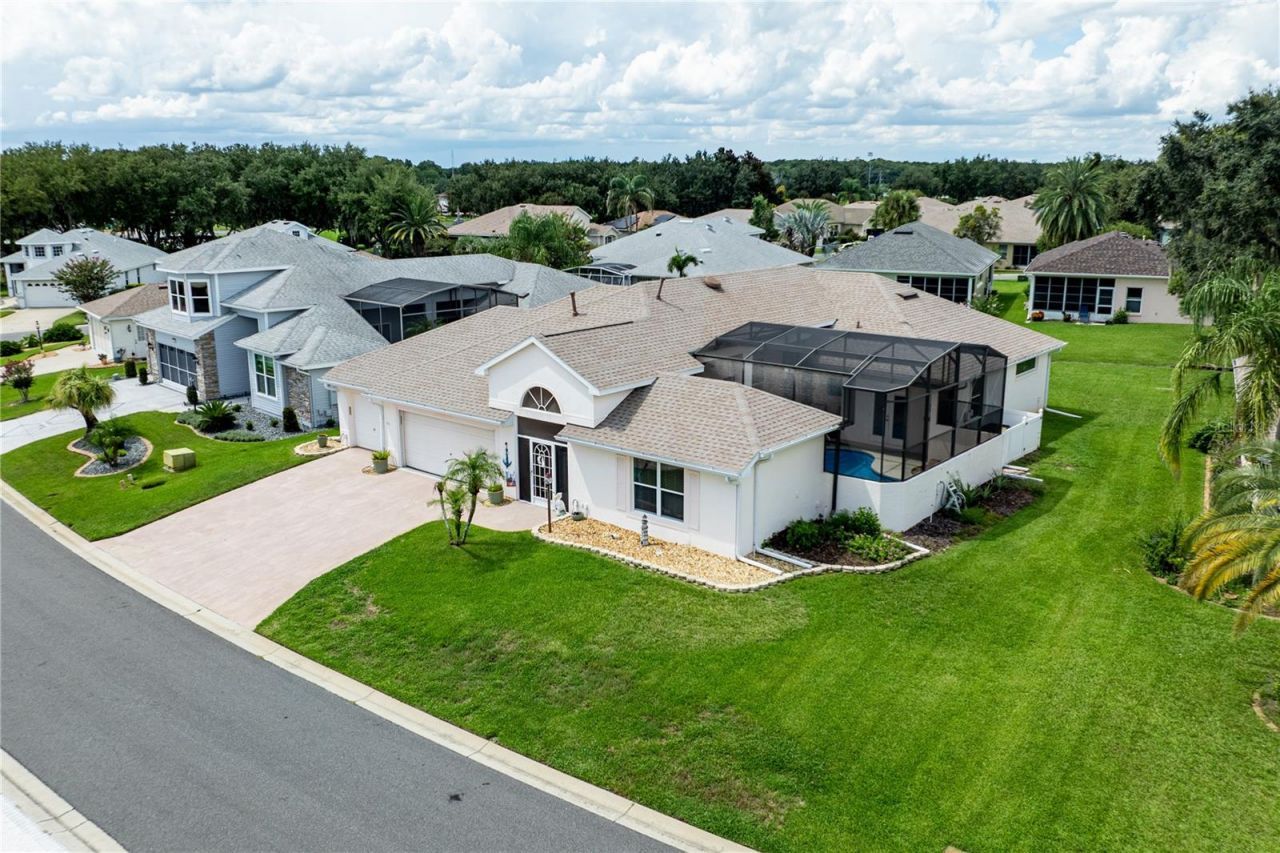 3347 Saratoga Drive, Tavares, FL 32778 Photo