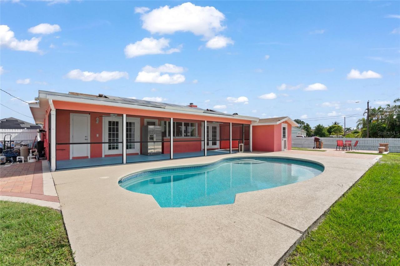 402 SW Seaflower Terrace, Port Saint Lucie, FL 34984 Photo