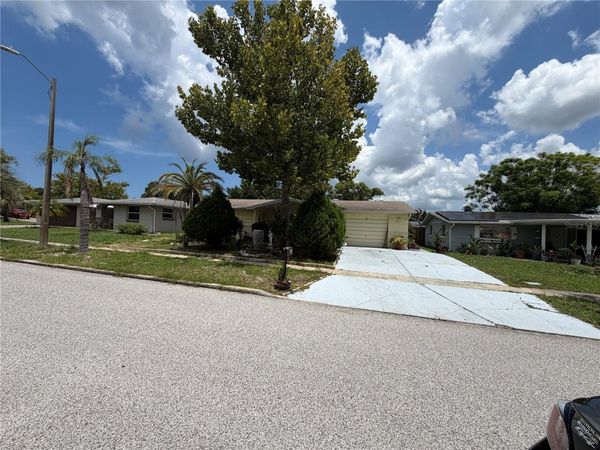 6251 6TH AVENUE , NEW PORT RICHEY, FL 34653