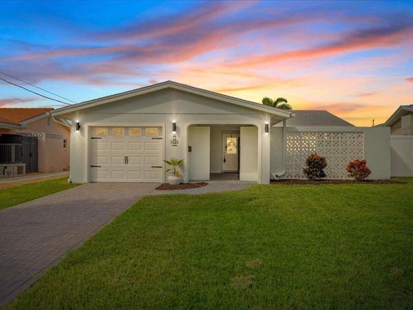 3961 HEADSAIL DRIVE, NEW PORT RICHEY, FL 34652