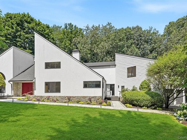 6 Harrows Lane , Purchase, NY 10577