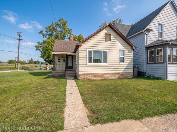 338 Goddard Street, Wyandotte, Mi 48192