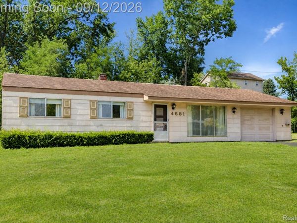 4681 Newcroft Street , Commerce Township, Mi 48382