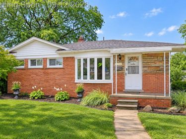 2908 Norwood Drive, Trenton, Mi 48183