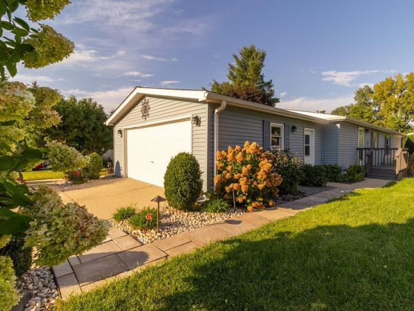 610 EASTWOOD Lane, BELVIDERE, IL 61008