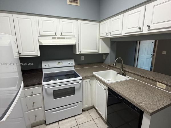 1851 NW 96th Ter , Unit 6A, Pembroke Pines, FL 33024