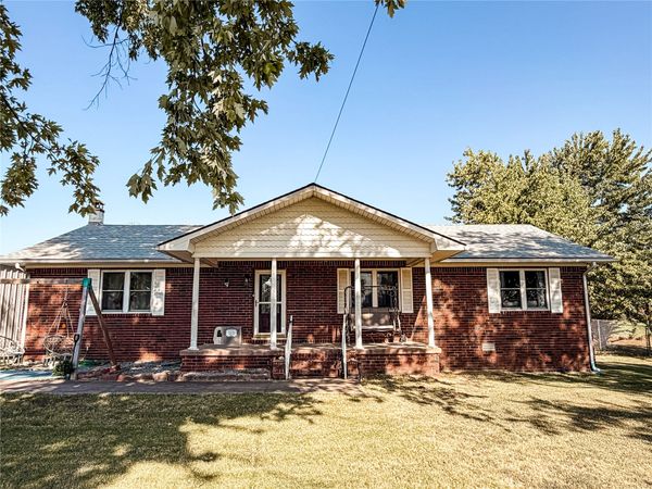 208 S Willey Street , Fort Gibson, OK 74434