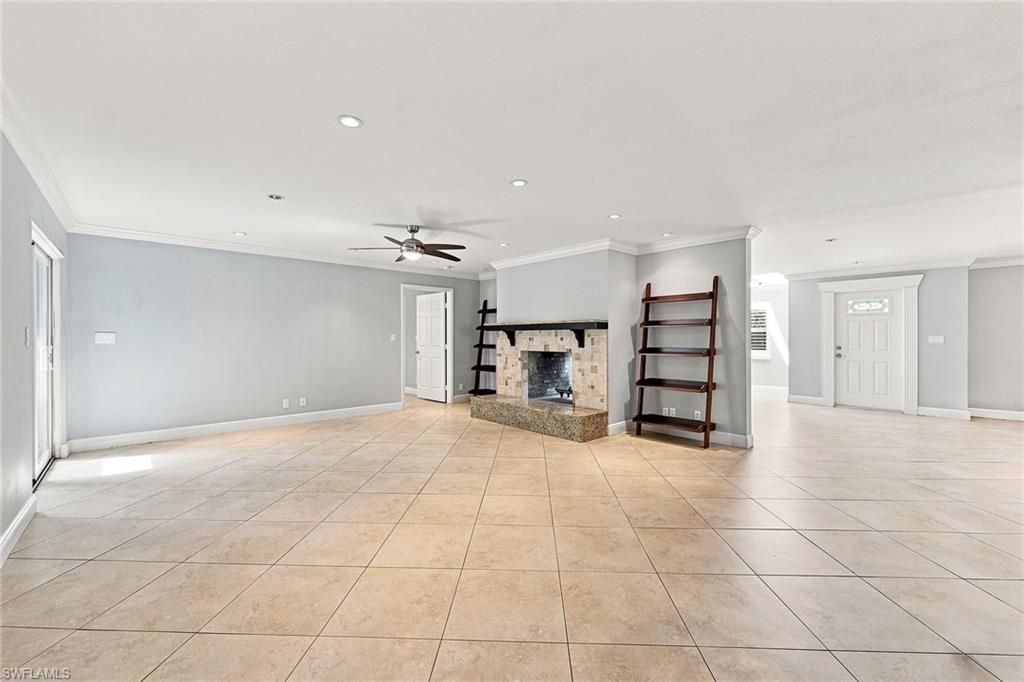 6574 Trail Blvd, Naples, FL 34108 Photo