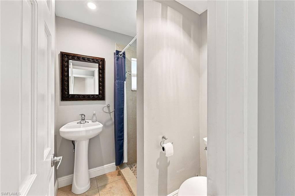 6574 Trail Blvd, Naples, FL 34108 Photo