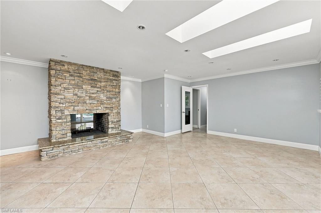6574 Trail Blvd, Naples, FL 34108 Photo