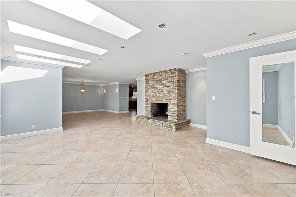 6574 Trail Blvd, Naples, FL 34108 Photo