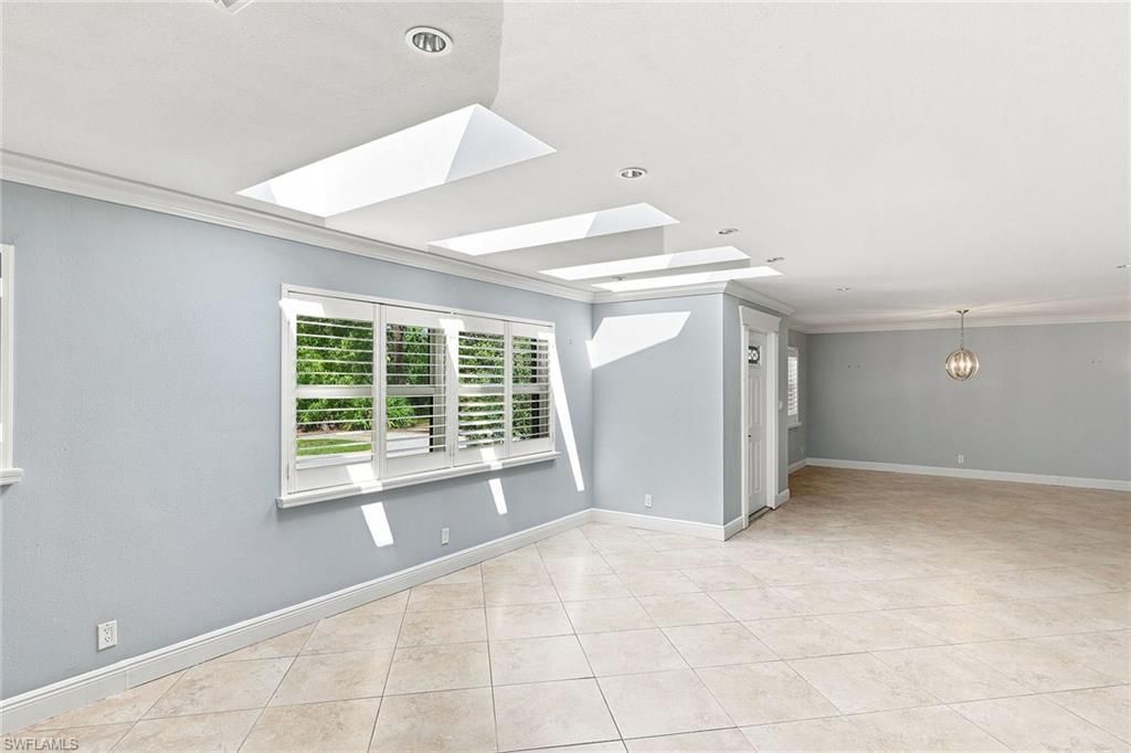6574 Trail Blvd, Naples, FL 34108 Photo