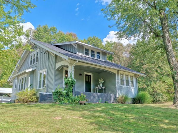 8193 Old Highway 13 , Murphysboro, IL 62966