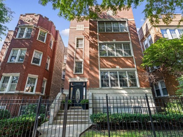 2032 W Farragut Avenue , Unit 2, Chicago, IL 60625