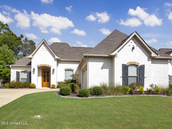 705 Glenwild Drive, Canton, MS 39046