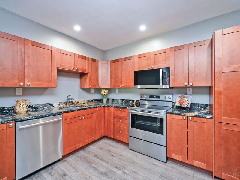 10205 Hightower Court, Montgomery, OH 45249 Photo 14