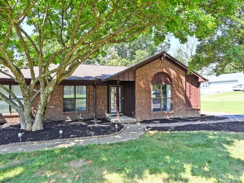 10205 Hightower Court, Montgomery, OH 45249 Photo 3
