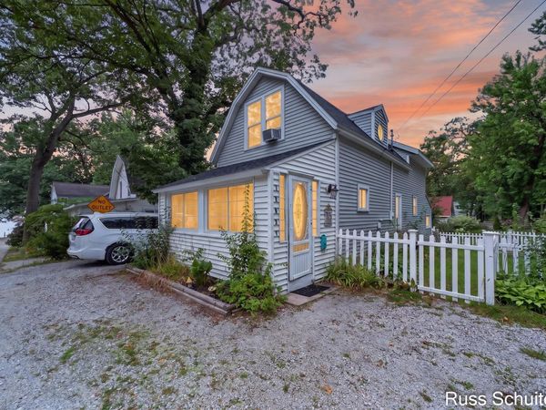 15831 Cherry Street, Spring Lake, MI 49456