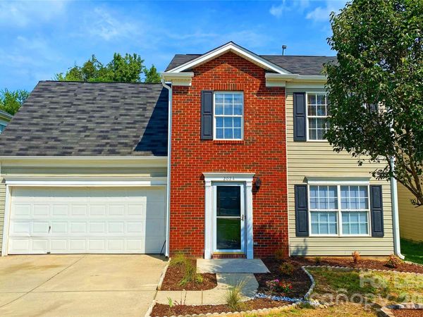 2024 Pimpernel Road , Charlotte, NC 28213
