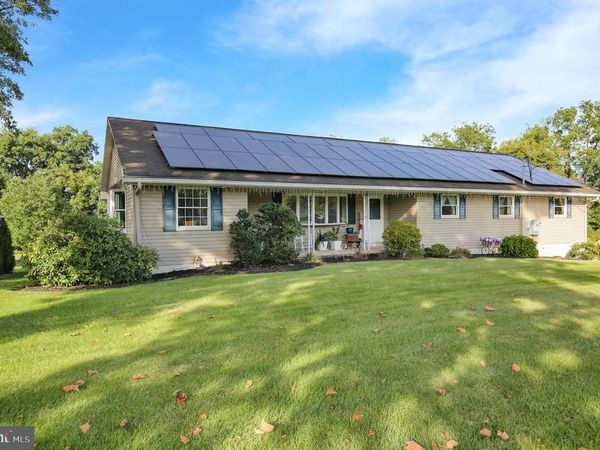 1046 CROSS KEYS ROAD , LEESPORT, PA 19533