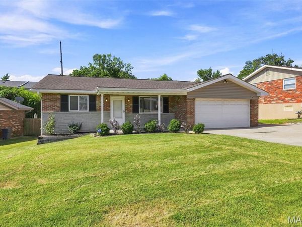 1212 Victory Drive , Unincorporated, MO 63125