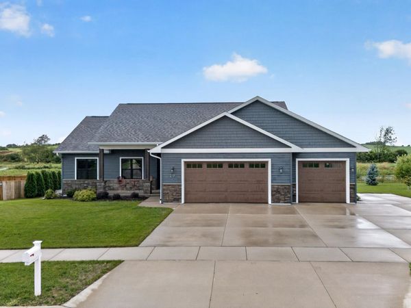 29 S Windmill Ridge Road, Evansville, WI 53536