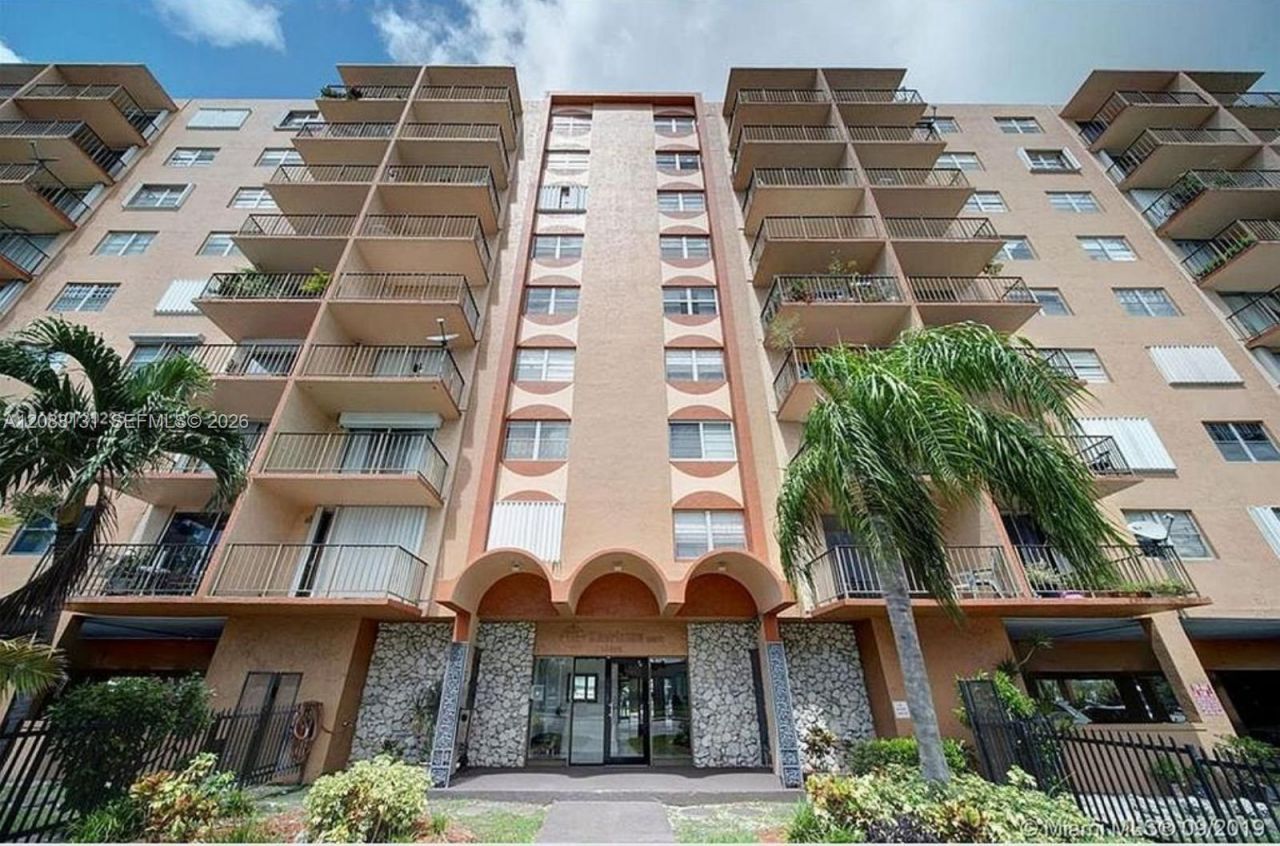 1465 NE 123rd St, Unit 412, North Miami, FL 33161 Photo