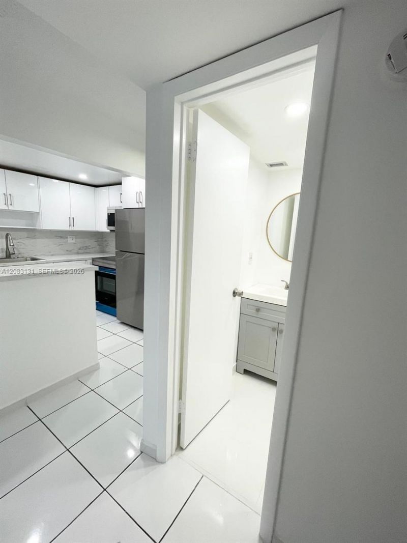 1465 NE 123rd St, Unit 412, North Miami, FL 33161 Photo