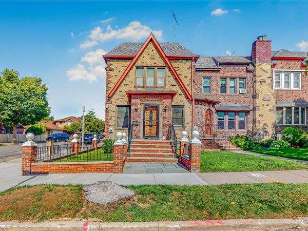 64-53 82nd Place , Middle Village, NY 11379