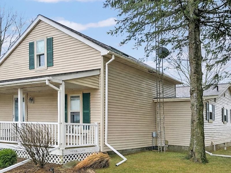 335 N State Route 121, New Paris, OH 45347 Photo 1