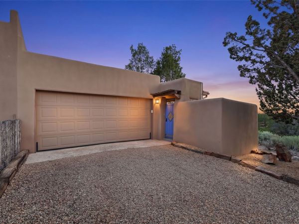 258 Loma Entrada , Santa Fe, NM 87501