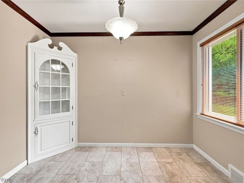 1517 Parkhill Road, Cleveland Heights, OH 44121 Photo 18