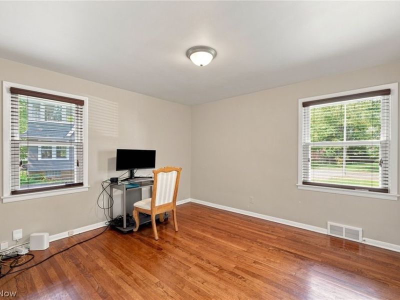 1517 Parkhill Road, Cleveland Heights, OH 44121 Photo 19