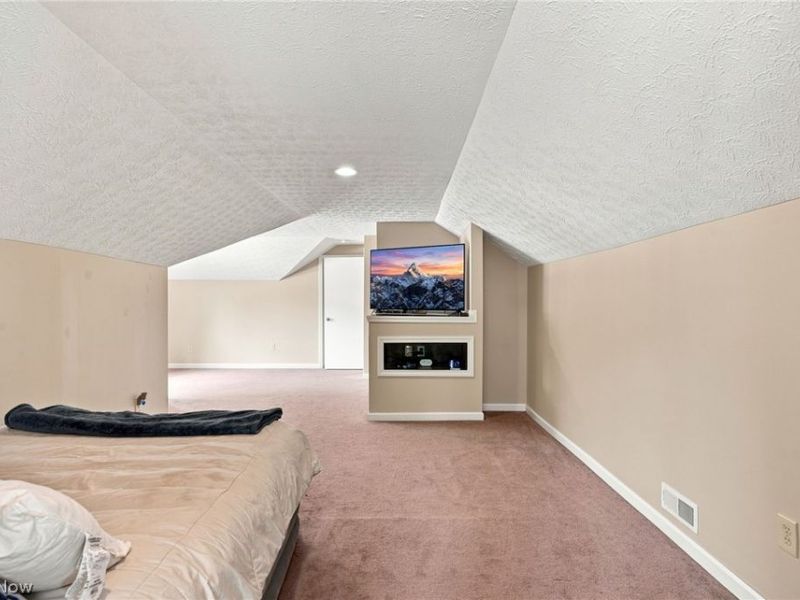 1517 Parkhill Road, Cleveland Heights, OH 44121 Photo 30