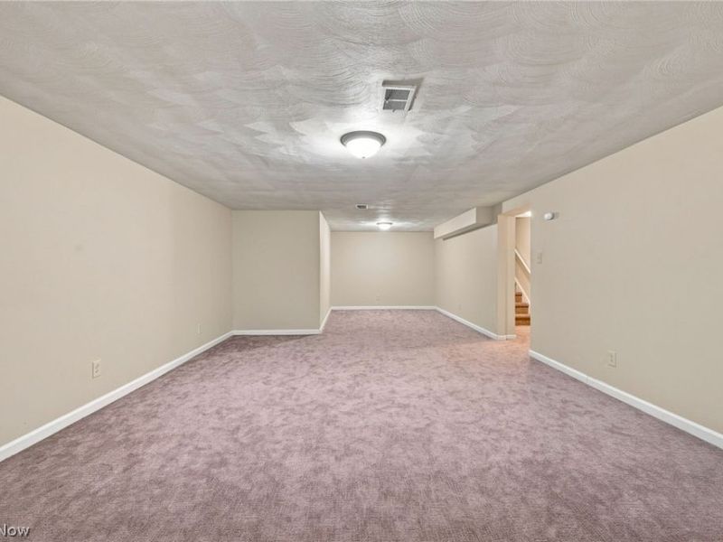 1517 Parkhill Road, Cleveland Heights, OH 44121 Photo 38