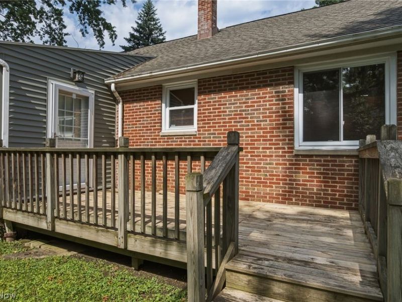 1517 Parkhill Road, Cleveland Heights, OH 44121 Photo 41