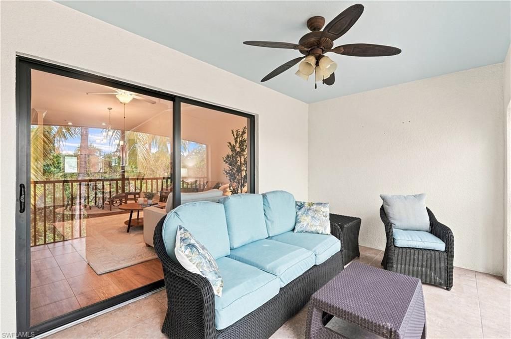 9832 Venezia Cir, Unit 1025, Naples, FL 34113 Photo