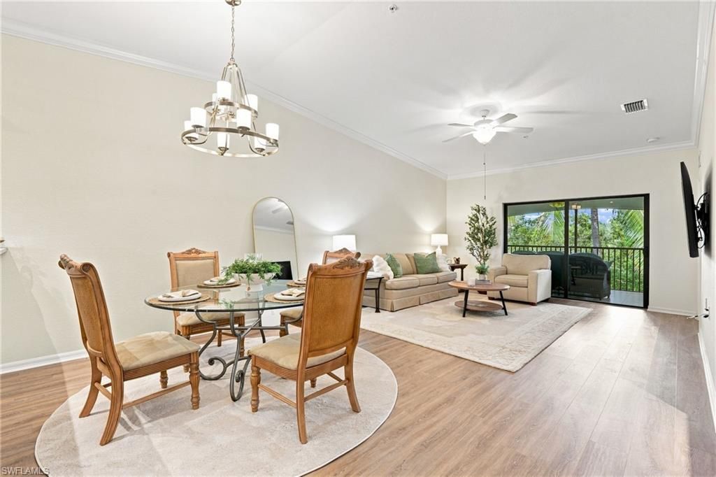 9832 Venezia Cir, Unit 1025, Naples, FL 34113 Photo