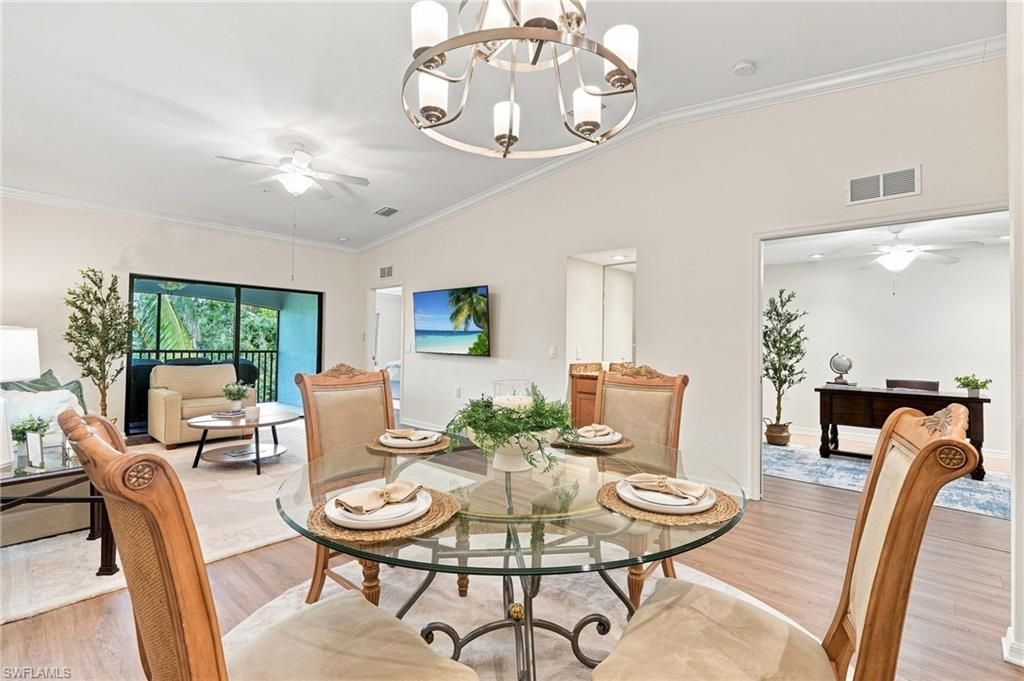 9832 Venezia Cir, Unit 1025, Naples, FL 34113 Photo