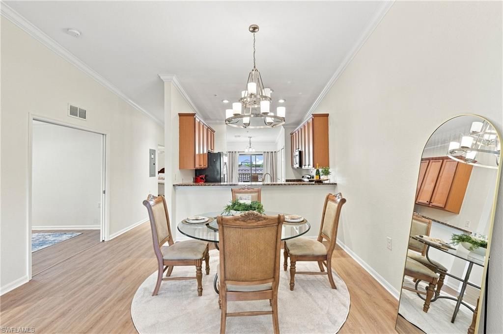 9832 Venezia Cir, Unit 1025, Naples, FL 34113 Photo
