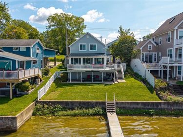 4582 E Lake Rd, Livonia, NY 14487