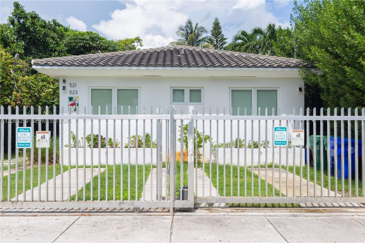 521 NE 68th St, Unit 1, Miami, FL 33138 Photo