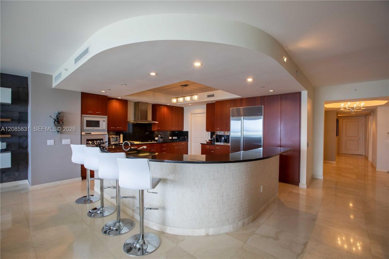6000 Island Blvd, Unit 2602, Aventura, FL 33160 Photo