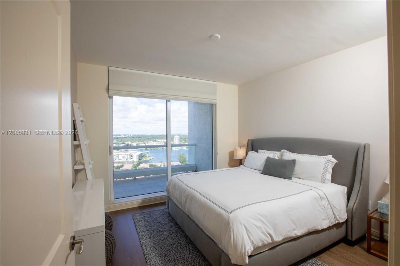 6000 Island Blvd, Unit 2602, Aventura, FL 33160 Photo